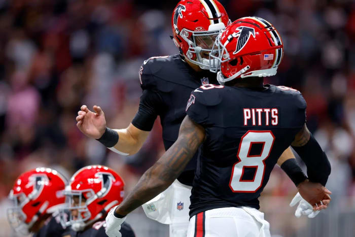 Desmond Ridder and Kyle Pitts (8)